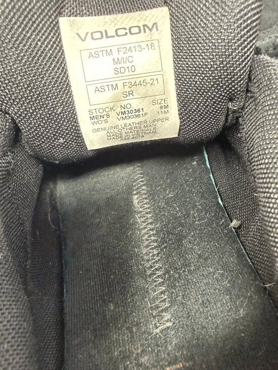 Volcom Work Shoes Mens 9 Black Comp Toe Skate Inspired Sneakers VM30361 - Picture 4 of 6